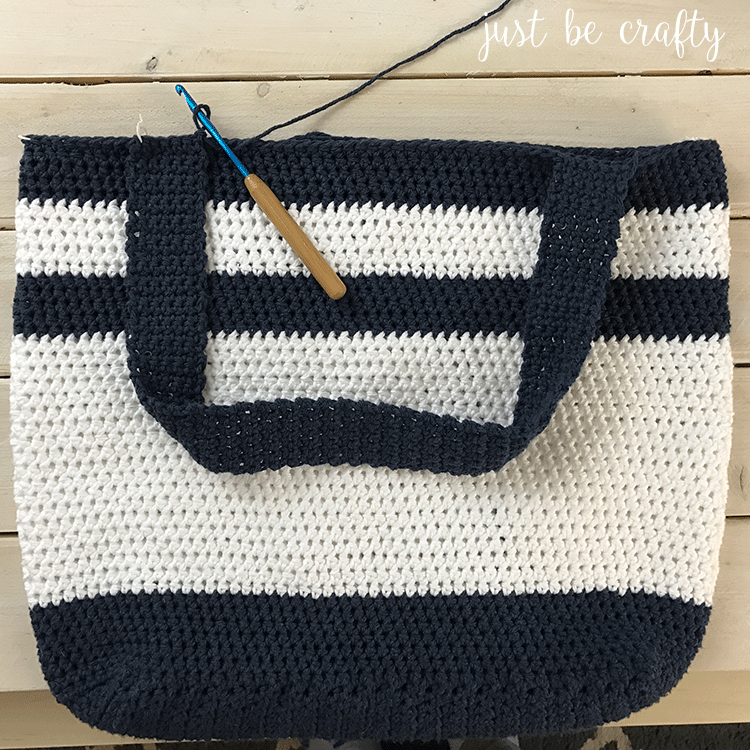 Nautical-Crochet-Bag