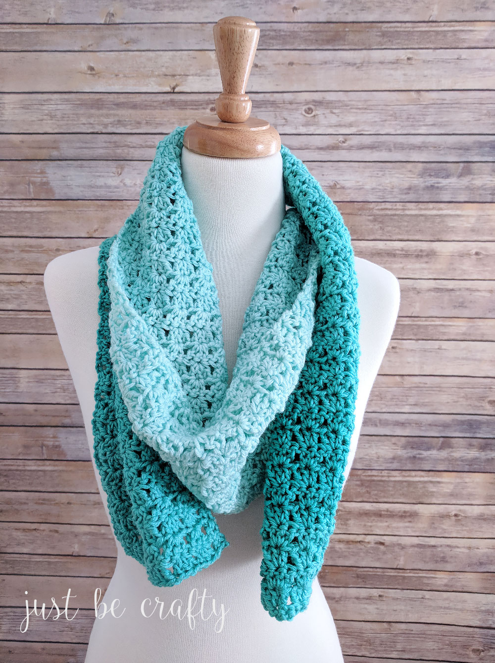 Green Meadows Crochet Scarf Pattern | Free Crochet Pattern by Just Be Crafty