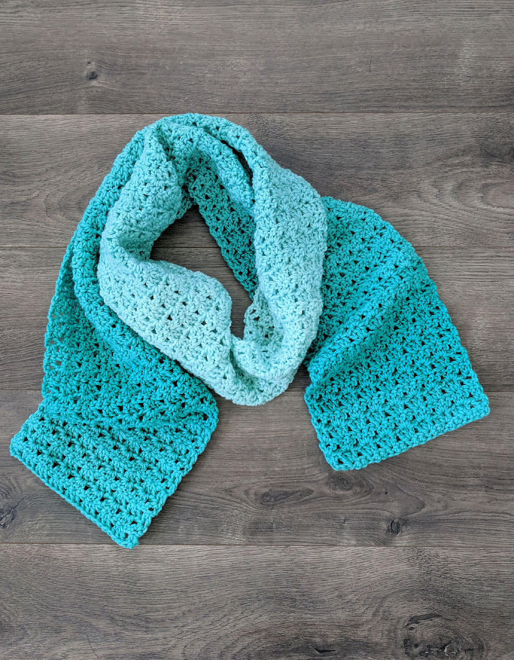 Green Meadows Crochet Scarf Pattern - Free Pattern by Just be Crafty