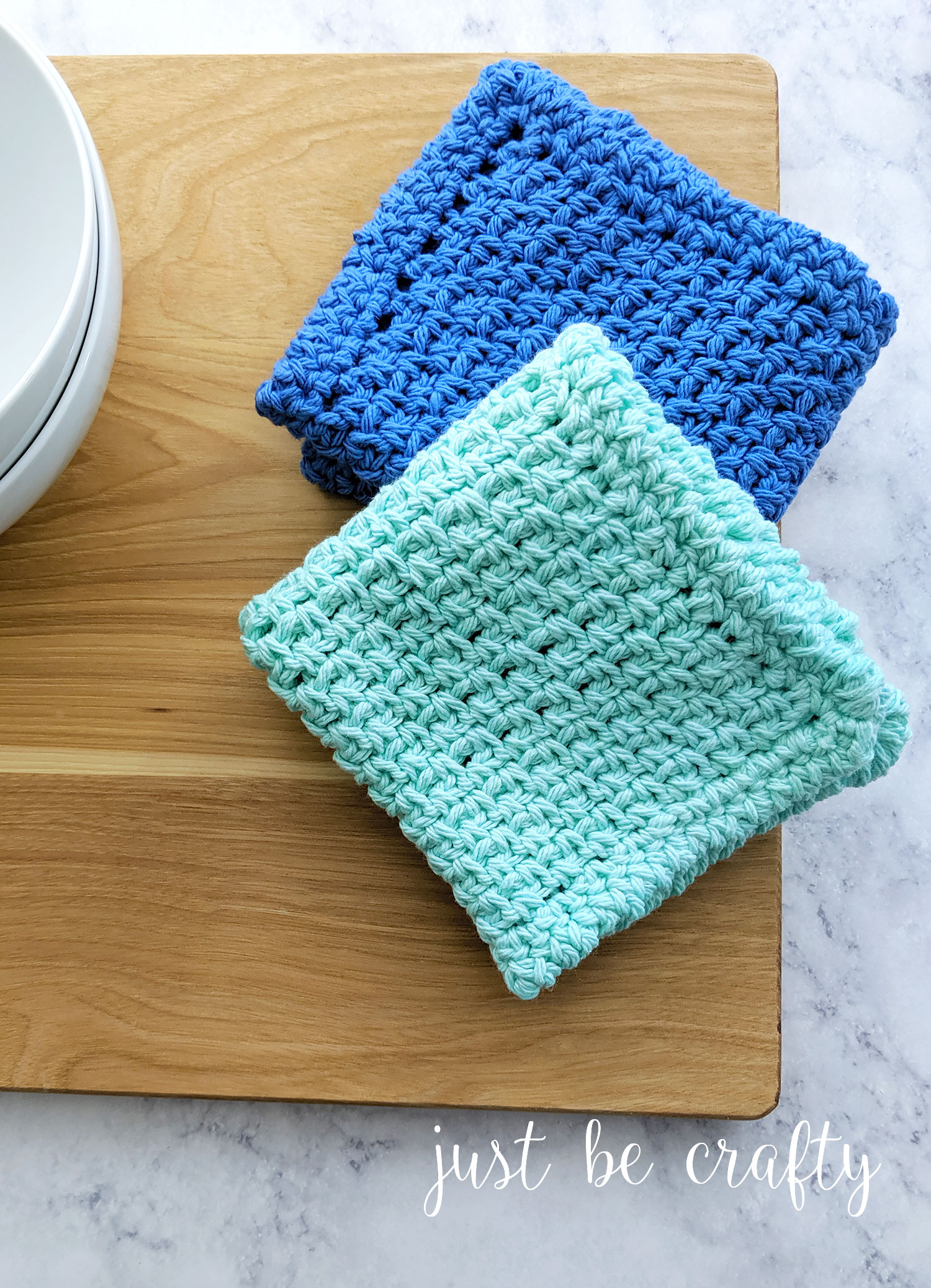 Moss Stitch Dishcloth | Free Pattern by Just Be Crafty