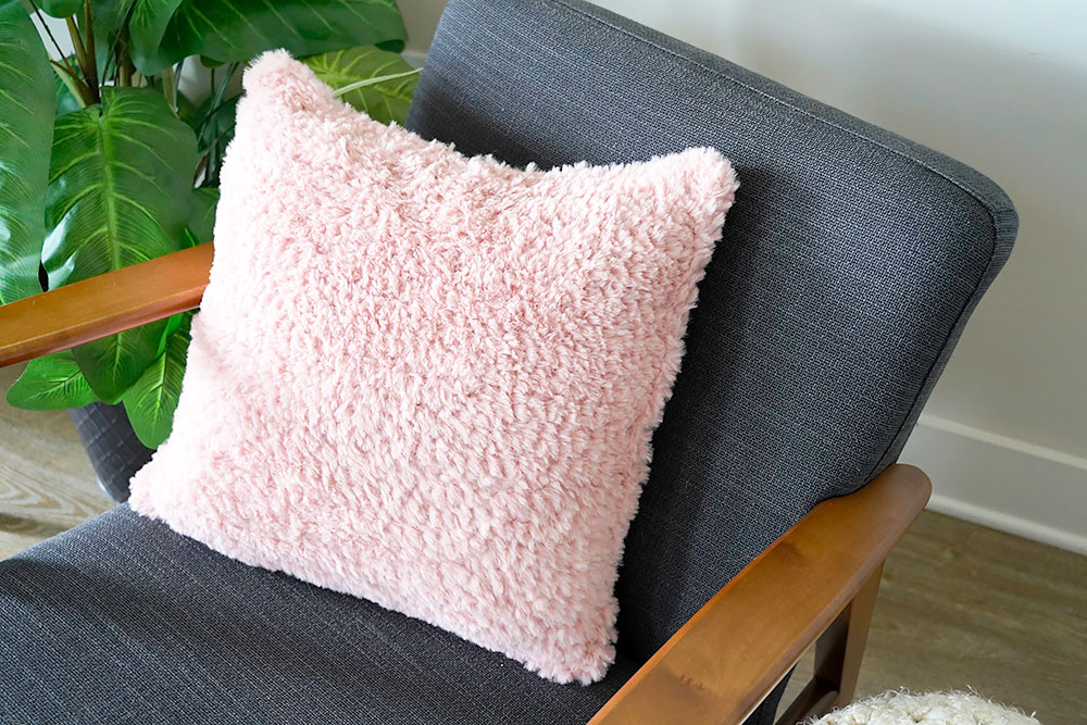 Faux Fur Pillow Pattern