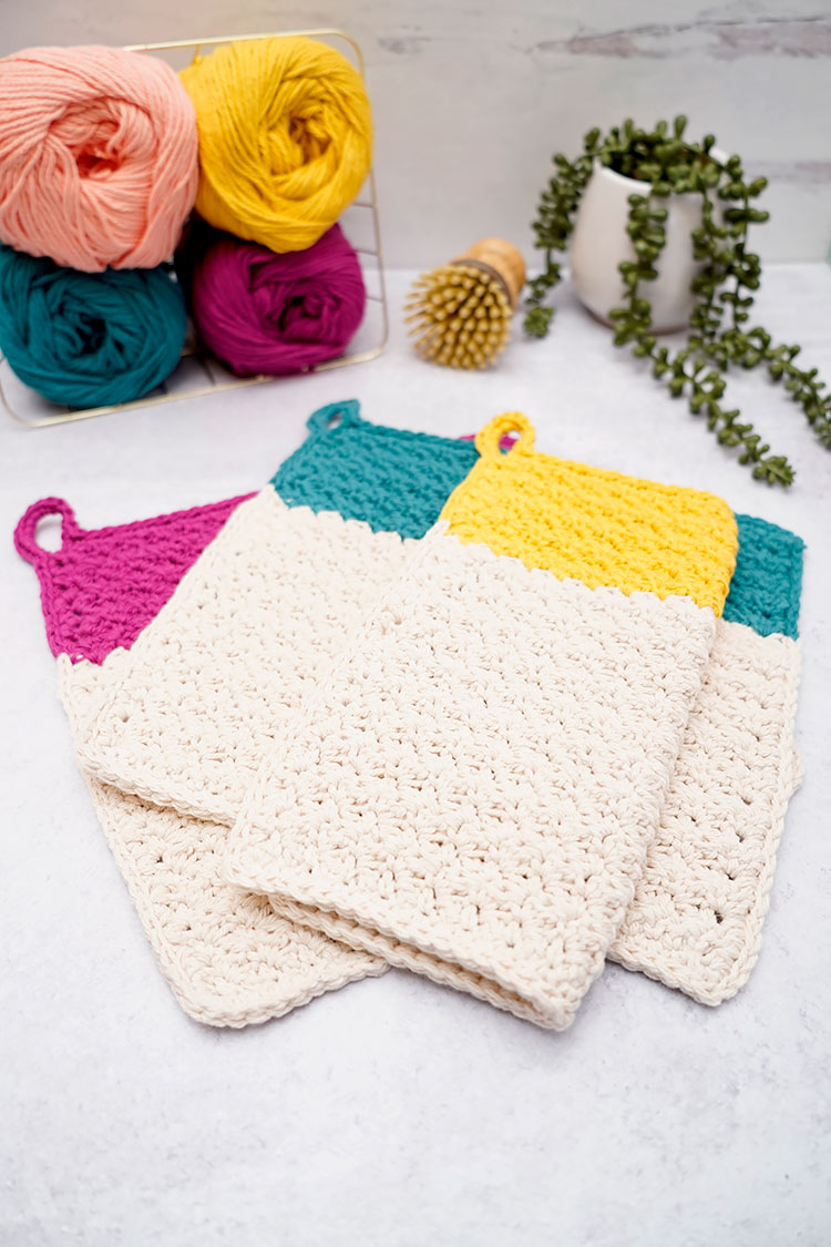 Crochet Dishcloth With Loop