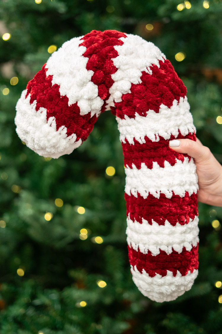 Crochet Candy Cane Pillow Pattern